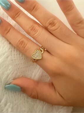 Gold Heart Pavé Chain Ring - Women Jewelry